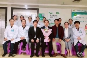 请“技术”｜国内著名小儿外科专家黄金狮教授莅院指导