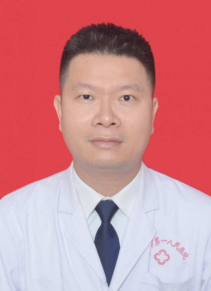 儿科、副主任医师 罗荣