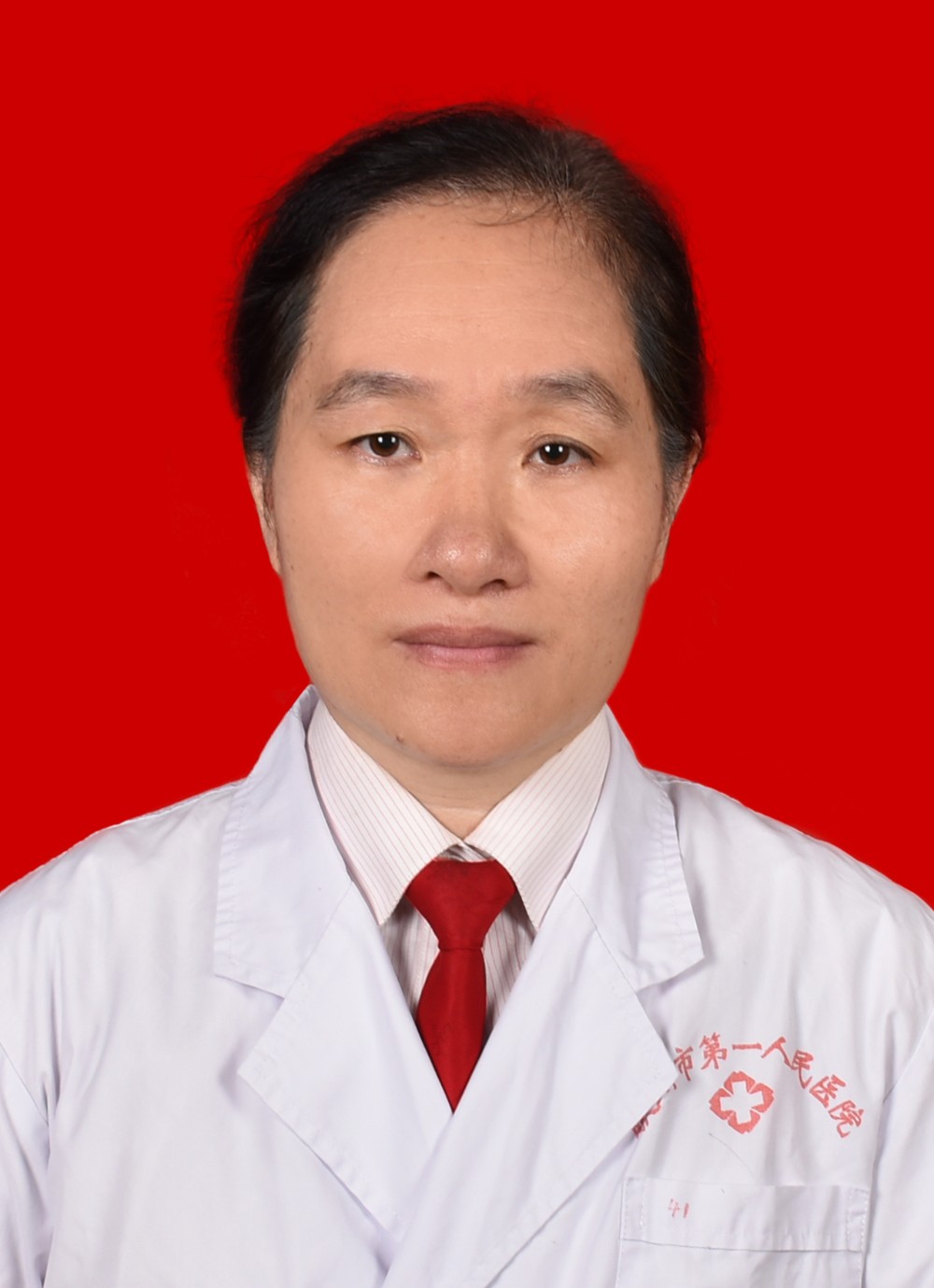 呼吸与危重症医学科首席专家,主任医师,教授 钟蔚