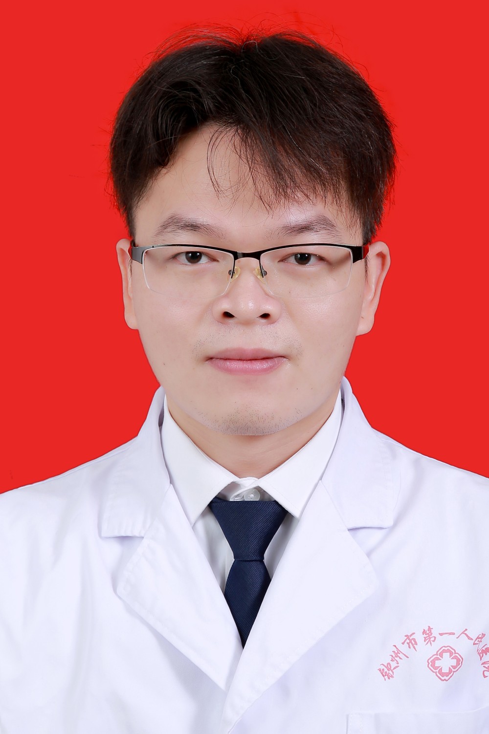 医师 韦蒙钊