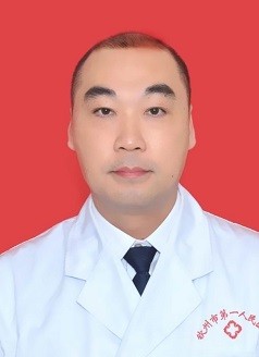 外科副主任医师、胸心外科副主任 刘成昌