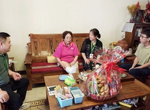 党建引领｜钦州市第一人民医院关心关爱退休职工，支部在行动